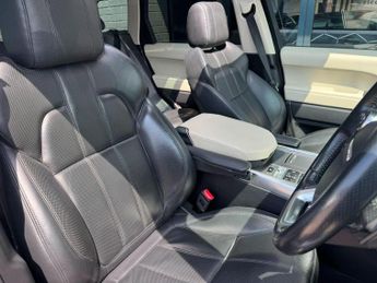 LAND ROVER RANGE ROVER SPORT 3.0 SD V6 HSE Dynamic SUV 5dr Diesel Auto 4WD Euro 5 (s/s) (306 