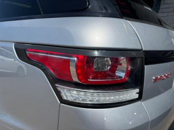 LAND ROVER RANGE ROVER SPORT 3.0 SD V6 HSE Dynamic SUV 5dr Diesel Auto 4WD Euro 5 (s/s) (306 