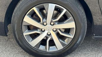 Toyota PROACE Verso 2.0D Family Medium MPV 5dr Diesel Auto MWB Euro 6 (s/s) (8 Seat)