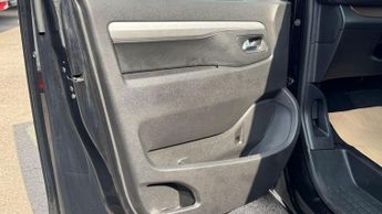 Toyota PROACE Verso 2.0D Family Medium MPV 5dr Diesel Auto MWB Euro 6 (s/s) (8 Seat)