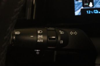 Renault Megane E-Tech 60kWh iconic Auto 5dr (optimum charge)