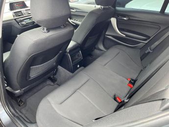 BMW 1 Series 1.5 118i SE Auto Euro 6 (s/s) 5dr