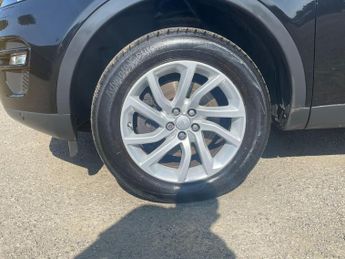 Land Rover Discovery Sport 2.0 TD4 SE Tech Auto 4WD Euro 6 (s/s) 5dr