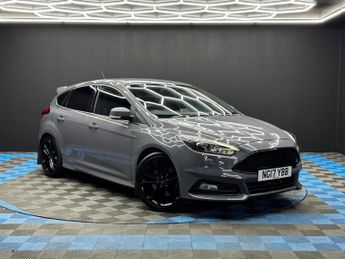 Ford Focus 2.0T EcoBoost ST-3 Euro 6 (s/s) 5dr