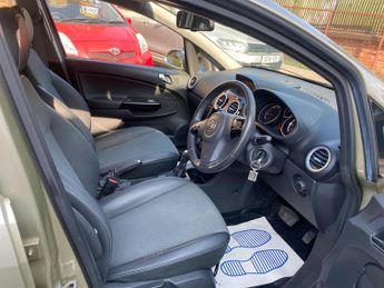 Vauxhall Corsa 1.4i 16v Design 5dr (a/c)