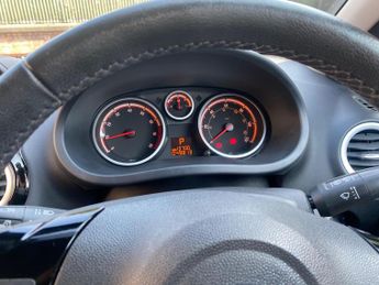 Vauxhall Corsa 1.4i 16v Design 5dr (a/c)