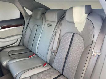 AUDI S8 4.0 TFSI V8 Saloon 4dr Petrol Tiptronic quattro Euro 6 (s/s) (52