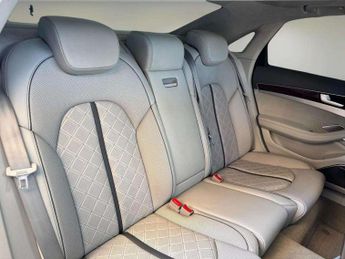 AUDI S8 4.0 TFSI V8 Saloon 4dr Petrol Tiptronic quattro Euro 6 (s/s) (52