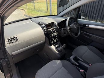 Vauxhall Zafira 1.6 16V Exclusiv Euro 5 5dr