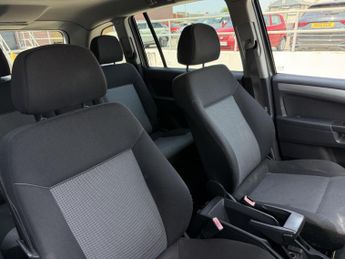 Vauxhall Zafira 1.6 16V Exclusiv Euro 5 5dr