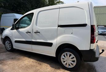 Peugeot Partner 1.6 HDi 850 Professional Panel Van 4dr Diesel Manual L1 (132 g/k