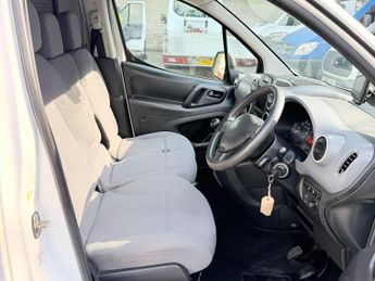 Peugeot Partner 1.6 HDi 850 Professional Panel Van 4dr Diesel Manual L1 (132 g/k