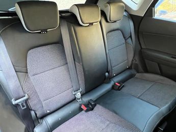 Renault Captur 1.6 E-TECH 9.8kWh techno Auto Euro 6 (s/s) 5dr