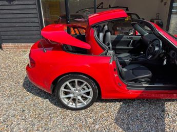 Mazda MX5 2.0i Sport Tech Roadster 2dr Petrol Manual Euro 5 (160 ps)