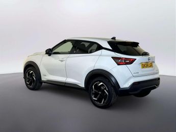 Nissan Juke 1.6 N-Connecta SUV 5dr Petrol Hybrid Auto Euro 6 (143 ps)