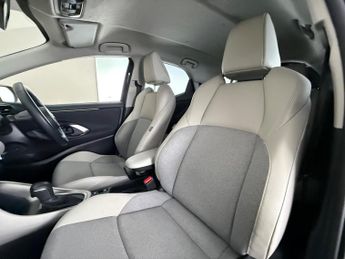 Toyota Yaris 1.5 VVT-h Excel E-CVT Euro 6 (s/s) 5dr