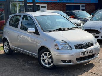 Toyota Yaris 1.3 VVT-i Colour Collection Hatchback 5dr Petrol Manual (133 g/k