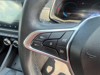 Renault Zoe R135 EV50 52kWh Iconic Auto 5dr (Rapid Charge)