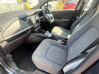 Renault Zoe R135 EV50 52kWh Iconic Auto 5dr (Rapid Charge)