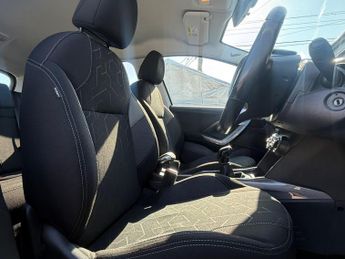 Peugeot 2008 1.2 PureTech Active Euro 6 5dr