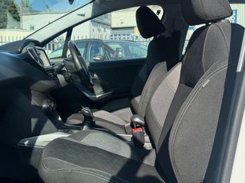 Peugeot 2008 1.2 PureTech Active Euro 6 5dr