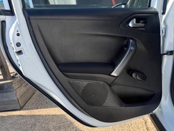 Peugeot 2008 1.2 PureTech Active Euro 6 5dr