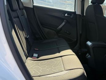 Peugeot 2008 1.2 PureTech Active Euro 6 5dr