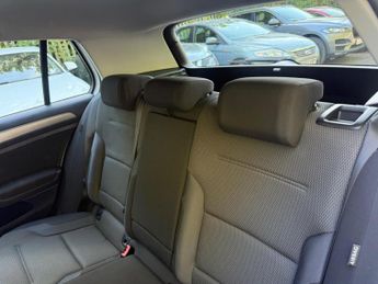 Volkswagen Golf 1.2 TSI BlueMotion Tech S Hatchback 5dr Petrol DSG Euro 5 (s/s) 