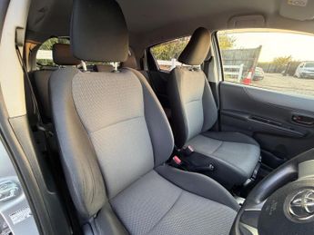 Toyota Yaris 1.33 Dual VVT-i SR Multidrive S Euro 5 5dr