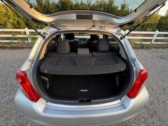 Toyota Yaris 1.33 Dual VVT-i SR Multidrive S Euro 5 5dr