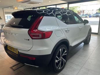 Volvo XC40 2.0 T5 R-Design Pro Auto AWD Euro 6 (s/s) 5dr