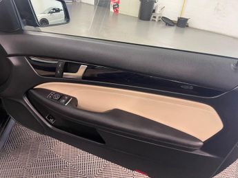 Mercedes-Benz C Class 2.1 C220 CDI BlueEfficiency AMG Sport Edition 125 G-Tronic+ Euro