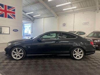 Mercedes-Benz C Class 2.1 C220 CDI BlueEfficiency AMG Sport Edition 125 G-Tronic+ Euro