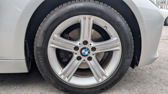 BMW 3 Series 2.0 320d SE Auto xDrive Euro 5 (s/s) 4dr