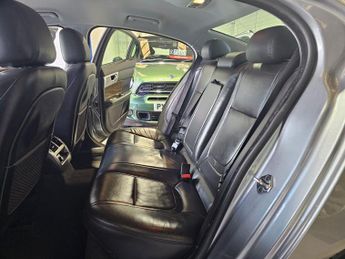 Jaguar XF 2.2d Premium Luxury Auto Euro 5 (s/s) 4dr