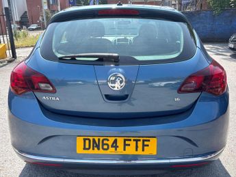 Vauxhall Astra 1.6 16v SRi Euro 5 5dr