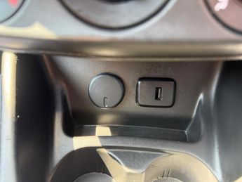 Vauxhall Corsa 1.4i ecoFLEX Limited Edition Euro 6 3dr