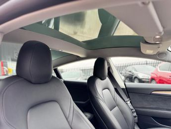 Tesla Model 3 (Dual Motor) Performance Auto 4WDE 4dr (Performance Upgrade)