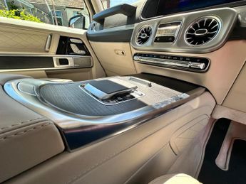 Mercedes-Benz G Class 4.0 G63 V8 BiTurbo MHEV AMG MANUFAKTUR Edition SpdS+9GT 4WD Euro