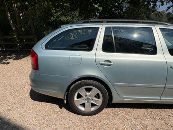 Skoda Octavia 1.8 TSI Elegance DSG Euro 5 5dr