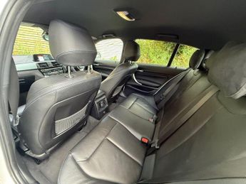 BMW 1 SERIES 1.5 118i GPF M Sport Shadow Edition Hatchback 5dr Petrol Auto Eu