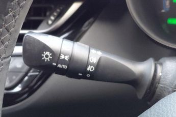 Toyota C-HR 1.8 VVT-h Dynamic CVT Euro 6 (s/s) 5dr