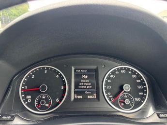 Volkswagen Tiguan 2.0 TDI BlueMotion Tech R-Line DSG 4WD Euro 5 (s/s) 5dr (Nav)