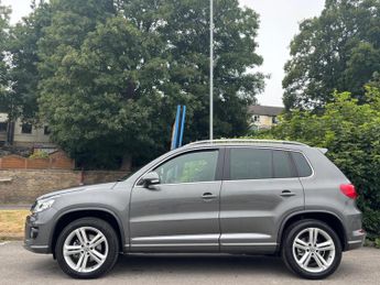 Volkswagen Tiguan 2.0 TDI BlueMotion Tech R-Line DSG 4WD Euro 5 (s/s) 5dr (Nav)