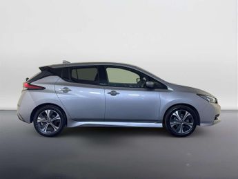 Nissan Leaf 40kWh Tekna Hatchback 5dr Electric Auto (150 ps)
