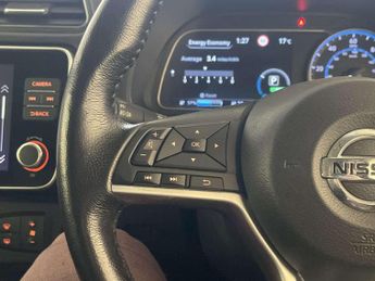 Nissan Leaf 40kWh Tekna Hatchback 5dr Electric Auto (150 ps)