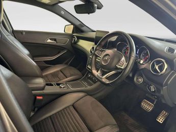 Mercedes-Benz GLA 1.6 GLA180 AMG Line Edition SUV 5dr Petrol 7G-DCT Euro 6 (s/s) (