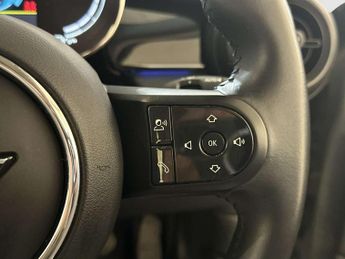 MINI Electric Hatch Cooper SE 32.6kWh Level 1 Hatchback 3dr Electric Auto (184 ps)