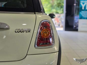 MINI Hatch 1.6 Cooper Steptronic Euro 4 3dr