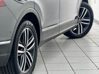 Volkswagen Tiguan 1.5 TSI Elegance DSG Euro 6 (s/s) 5dr